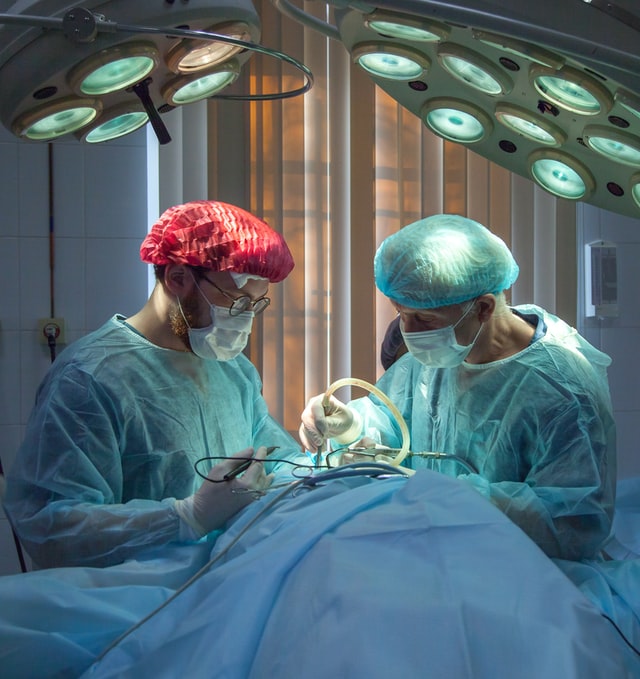 Lee más sobre el artículo Cirugía Plástica y Estética, intervenciones mortales: Cirugía de la obesidad,la importancia de elegir bien en cualquier tipo de intervención